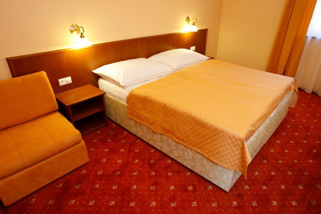 Hotel Majolika 莫德拉 客房 照片